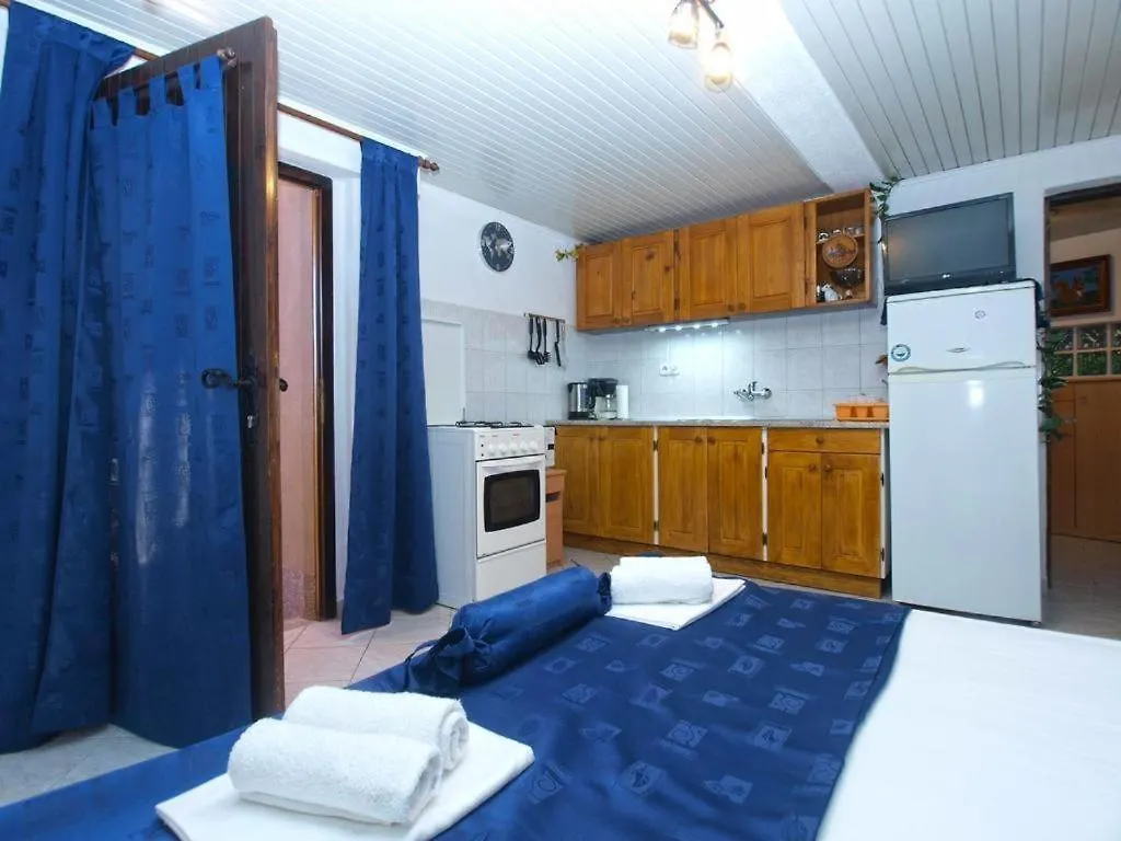 Apartment Jela Medulin 0*,  Croatia