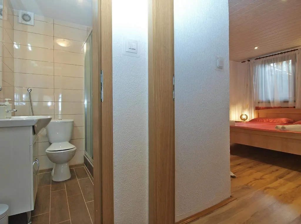 Apartment Jela Medulin 0*,