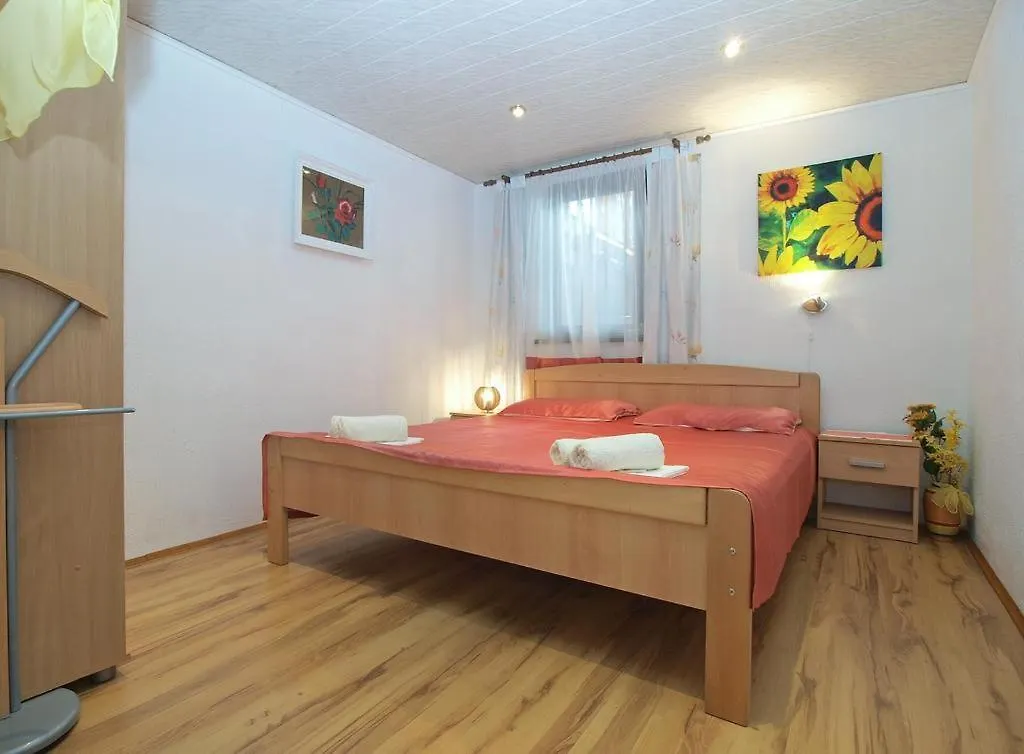 Apartment Jela Medulin Croatia